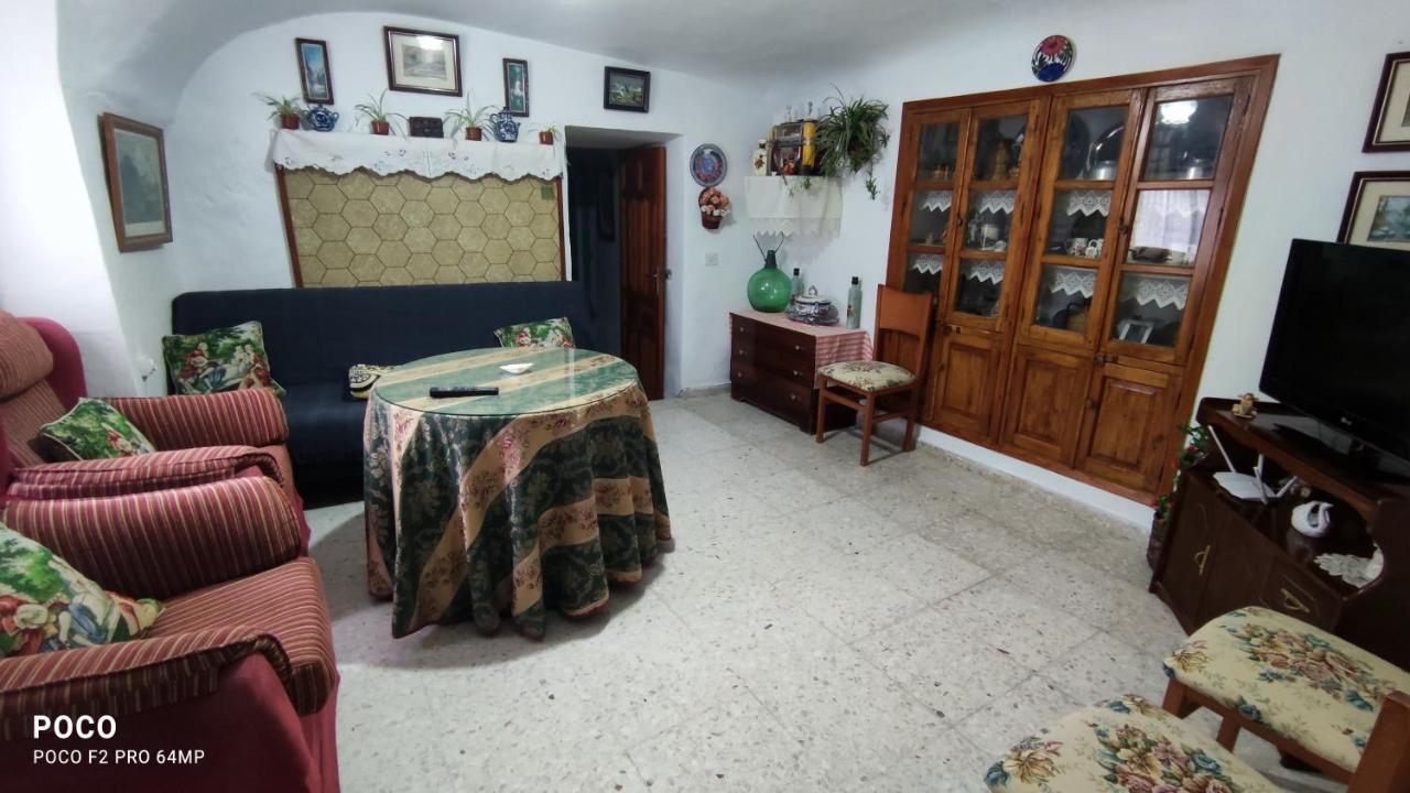 Los CarrionesCueva De La Abuela别墅 外观 照片